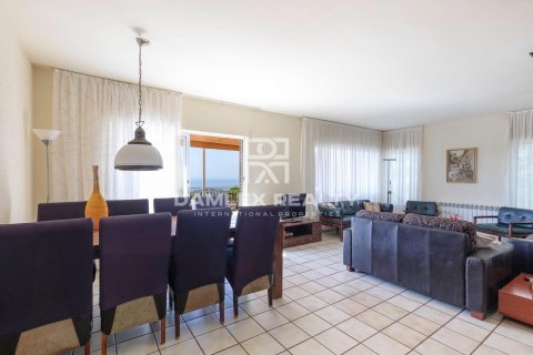 Купить дом в Льорет-де-Мар, Испания с 7 спален, 400м², № 2391 - фото 4