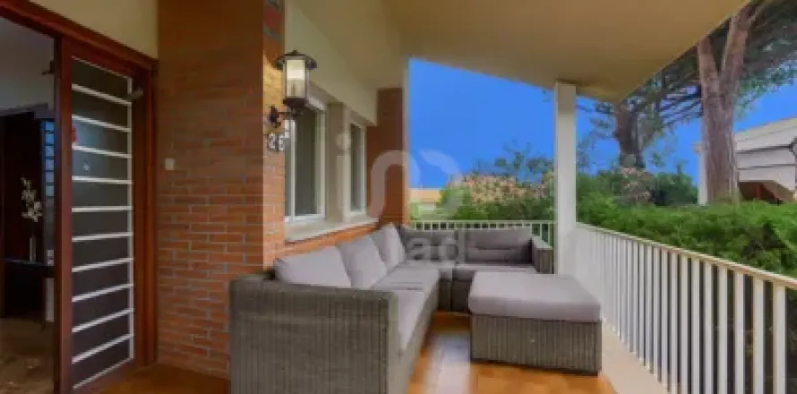 Дом с 6 спальнями в Эль-Вендреле, Таррагона, Каталония, Испания № 2817