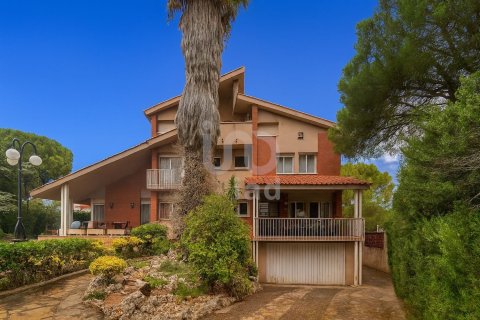 Дом с 6 спальнями в Эль-Вендреле, Таррагона, Каталония, Испания № 2821