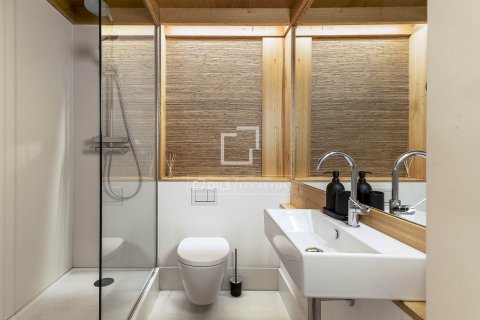 4 chambres apartment à vendre à Barcelona, Catalonia, Spain № 4310 - photo 20