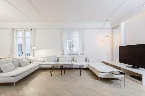 4 chambres apartment à vendre à Barcelona, Catalonia, Spain № 4310 - photo 3