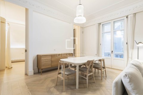 4 chambres apartment à vendre à Barcelona, Catalonia, Spain № 4310 - photo 6