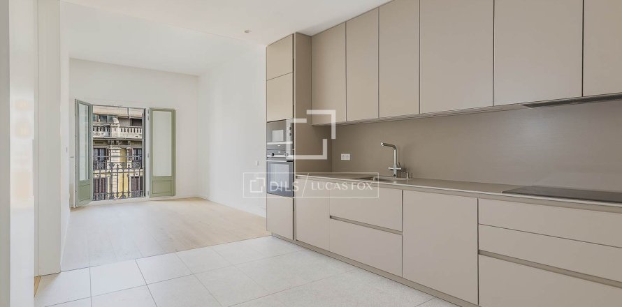 1 chambre apartment à vendre à Barcelona, Catalonia, Spain № 4311