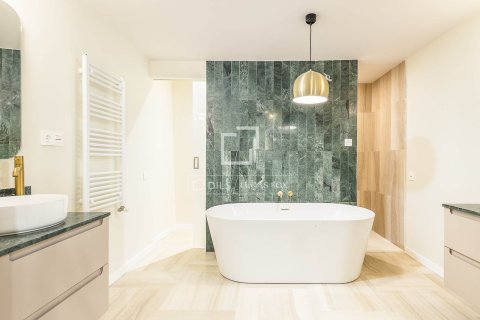 3 chambres apartment à vendre à Barcelona, Catalonia, Spain № 4312 - photo 20