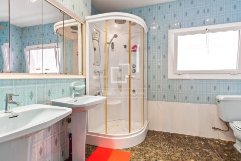 5 chambres villa à vendre à Castelldefels, Barcelona, Catalonia, Spain № 4308 - photo 22