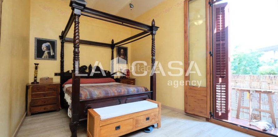 Дом с 2 спальнями в Орта-Гинардо, Барселона, Каталония, Испания № 1960