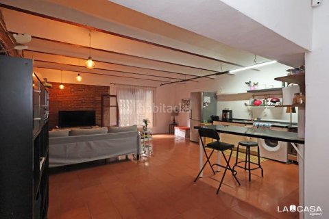 Кафе / ресторан с 2 спальнями в Сантс-Монтжуике, Барселона, Каталония, Испания № 1962