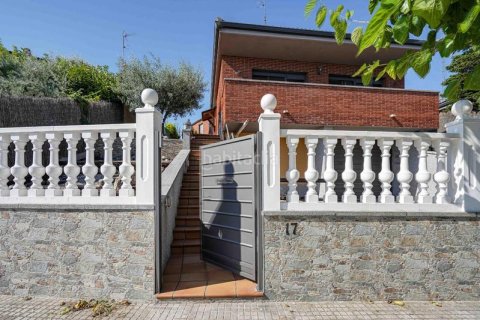 Купить дом в Маскефа, Испания с 5 спален, 248м², № 1937 - фото 4