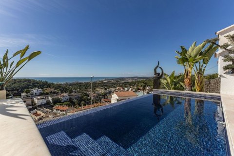 Купить дом в Ситжес, Испания с 6 комнат, 393м², № 6486 - фото 2