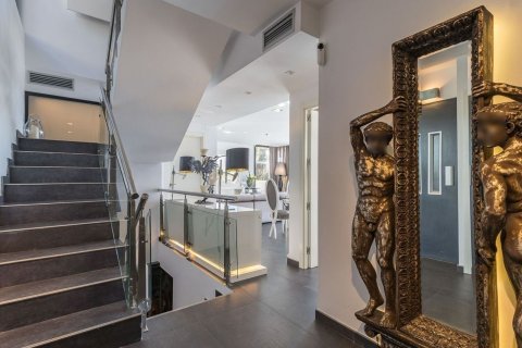 Купить дом в Ситжес, Испания с 6 комнат, 393м², № 6486 - фото 6