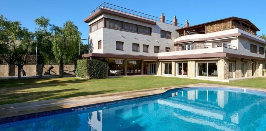 8 bedrooms house for sale in Sitges, Barcelona, Catalonia, Spain № 6630