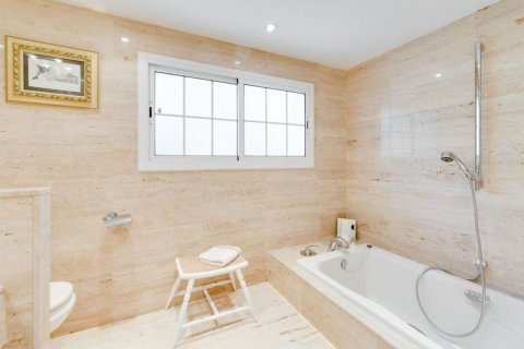 6 bedrooms house for sale in Sant Cugat Del Valles, Barcelona, Catalonia, Spain № 6627 - photo 12