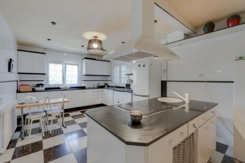 6 bedrooms house for sale in Sant Cugat Del Valles, Barcelona, Catalonia, Spain № 6627 - photo 8