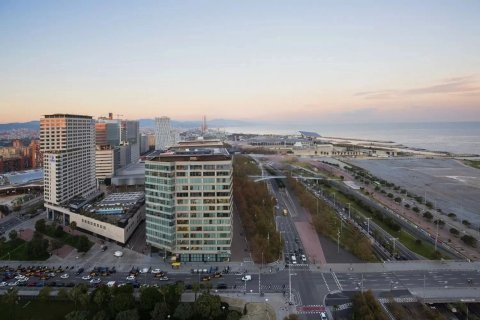 3 bedrooms apartment for sale in Barcelona, Catalonia, Spain № 6625 - photo 3