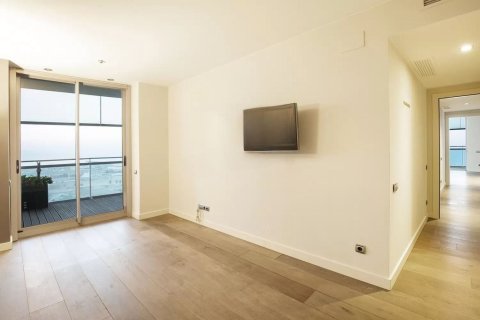 3 bedrooms apartment for sale in Barcelona, Catalonia, Spain № 6625 - photo 23