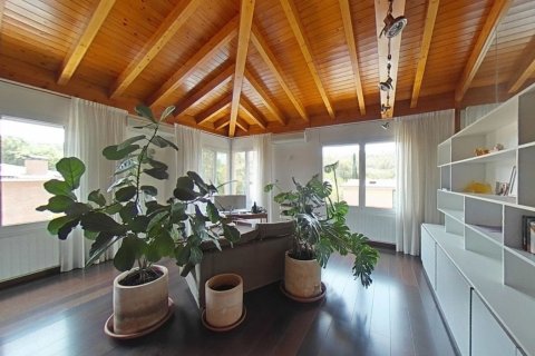 6 bedrooms house for sale in Sant Cugat Del Valles, Barcelona, Catalonia, Spain № 6626 - photo 21