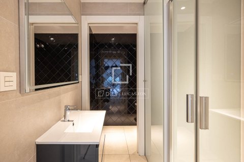 1 chambre apartment à vendre à Barcelona, Catalonia, Spain № 4444 - photo 6