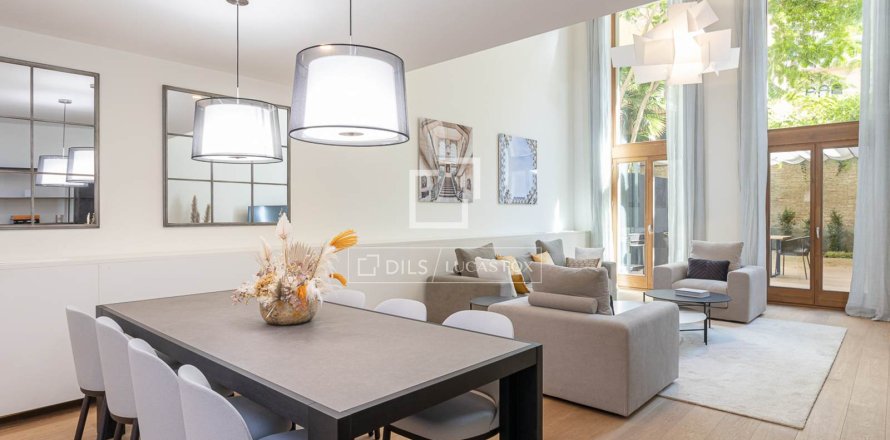 3 chambres apartment à vendre à Barcelona, Catalonia, Spain № 4440