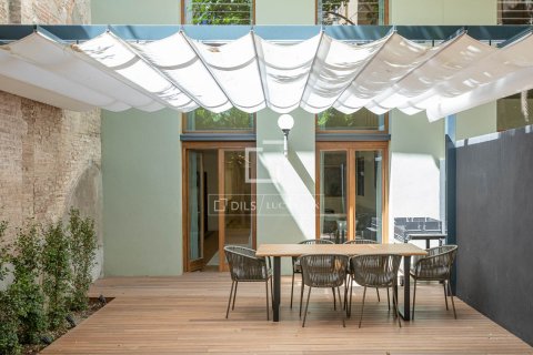 3 chambres apartment à vendre à Barcelona, Catalonia, Spain № 4440 - photo 3