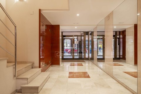 3 chambres apartment à vendre à Eixample, Barcelona, Catalonia, Spain № 4445 - photo 21