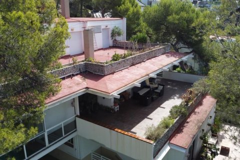Сasa de 9 dormitorios en venta en Castelldefels, Barcelona, Cataluña, Spain № 6575 - foto 2