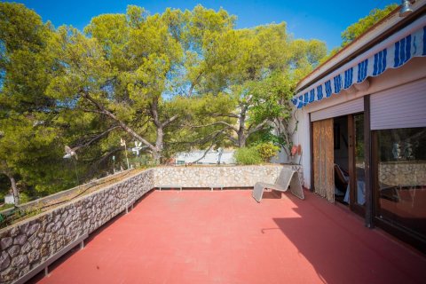 Сasa de 9 dormitorios en venta en Castelldefels, Barcelona, Cataluña, Spain № 6575 - foto 29