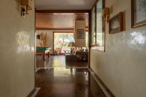 Сasa de 9 dormitorios en venta en Castelldefels, Barcelona, Cataluña, Spain № 6575 - foto 15