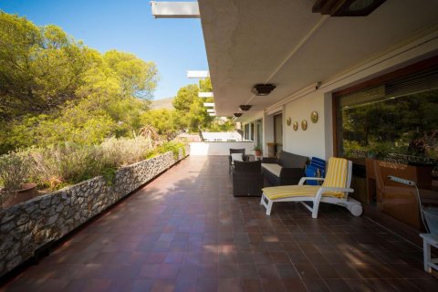 Сasa de 9 dormitorios en venta en Castelldefels, Barcelona, Cataluña, Spain № 6575 - foto 12