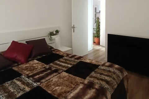 4 bedrooms apartment for sale in Premia De Mar, Barcelona, Catalonia, Spain № 4696 - photo 3