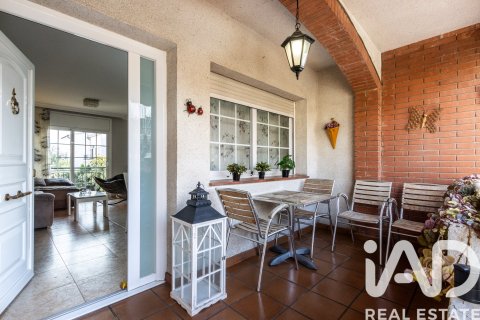 4 bedrooms townhouse for sale in Palau-Solita I Plegamans, Barcelona, Catalonia, Spain № 4699 - photo 20