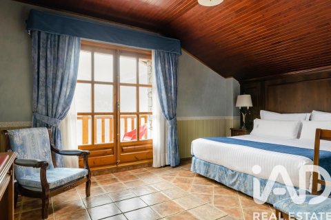 4716 sq.m. commercial property for sale in Lleida, Catalonia, Spain № 4700 - photo 12