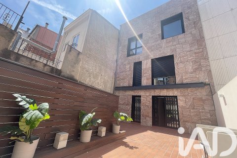 3 bedrooms apartment for sale in Sabadell, Barcelona, Catalonia, Spain № 4697 - photo 5