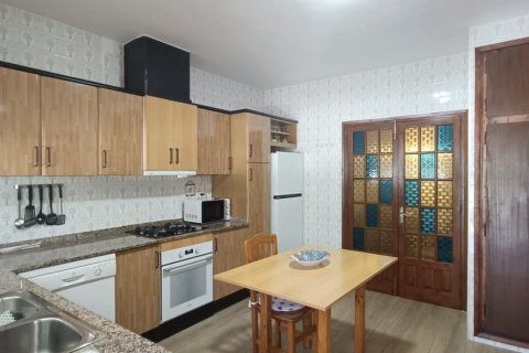 Купить дом в Л'Аметлья-де-Мар, Испания с 3 спальни, 196м², № 4695 - фото 7