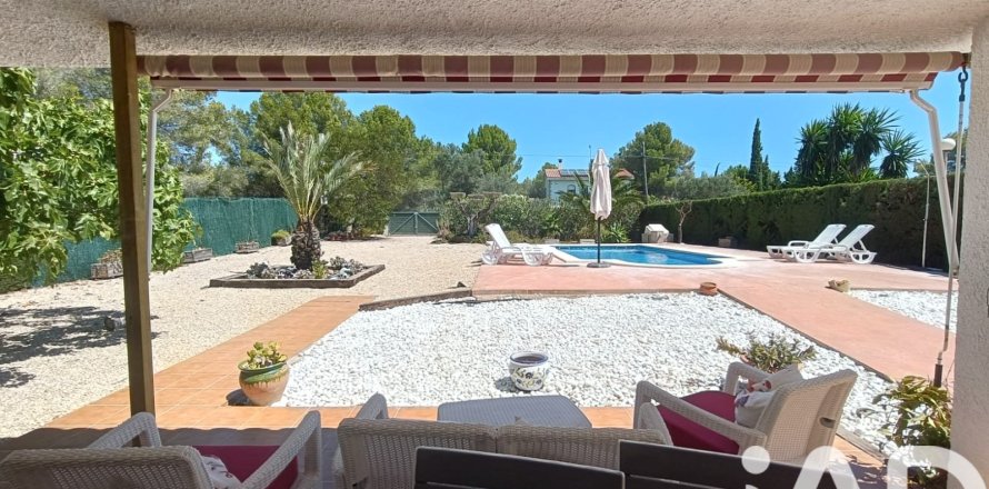 Дом с 3 спальнями в Л'Аметлья-де-Мар, Таррагона, Каталония, Испания № 4695