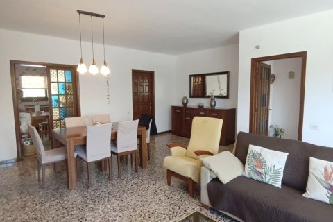 Купить дом в Л'Аметлья-де-Мар, Испания с 3 спальни, 196м², № 4695 - фото 24