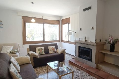 Купить дом в Л'Аметлья-де-Мар, Испания с 3 спальни, 196м², № 4695 - фото 5