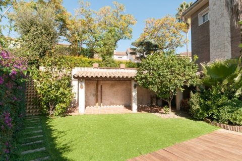 Купить виллу в Сан-Жуст-Десверн, Испания с 4 спальни, 284м², № 1216 - фото 16