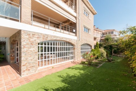 Купить виллу в Сан-Жуст-Десверн, Испания с 4 спальни, 284м², № 1216 - фото 18