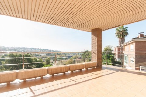 Купить виллу в Сан-Жуст-Десверн, Испания с 4 спальни, 284м², № 1216 - фото 14