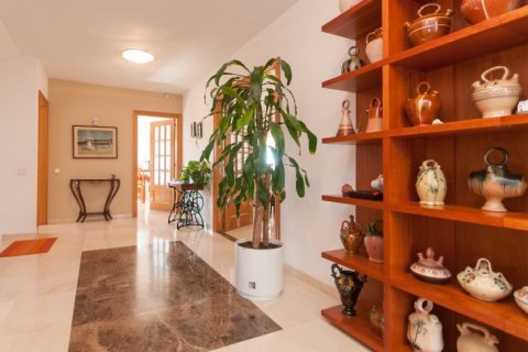 Купить виллу в Сан-Жуст-Десверн, Испания с 4 спальни, 284м², № 1216 - фото 8