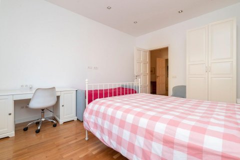 Купить квартиру в Барселона, Испания с 7 спален, 355м², № 1217 - фото 24