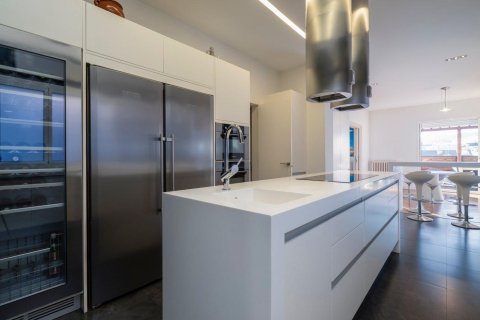 Купить квартиру в Барселона, Испания с 7 спален, 355м², № 1217 - фото 19