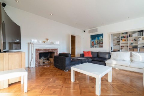 Купить квартиру в Барселона, Испания с 7 спален, 355м², № 1217 - фото 17