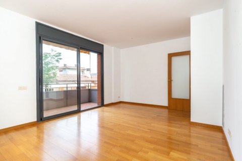 Купить квартиру в Сан-Кугат-дель-Вальес, Испания с 4 комнаты, № 1487 - фото 2