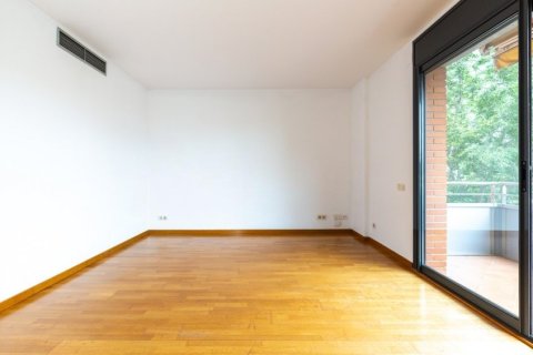 Купить квартиру в Сан-Кугат-дель-Вальес, Испания с 4 комнаты, № 1487 - фото 8