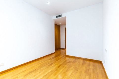 Купить квартиру в Сан-Кугат-дель-Вальес, Испания с 4 комнаты, № 1487 - фото 29