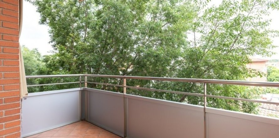 Квартира с 3 спальнями в Сан-Кугат-дель-Вальесе, Барселона, Каталония, Испания № 1487