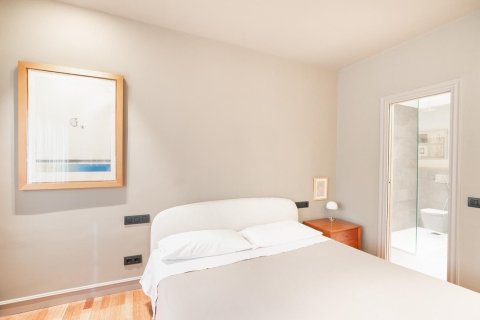 3 chambres apartment à vendre à Barcelona, Catalonia, Spain № 1493 - photo 9