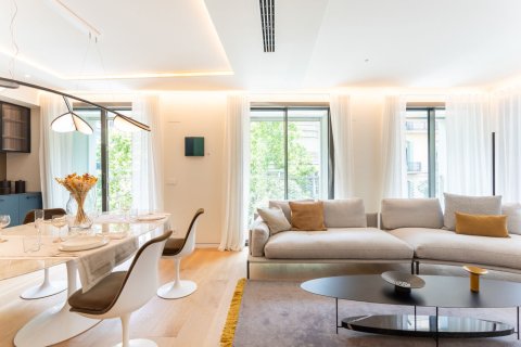 Квартира студия в Барселоне, Каталония, Испания № 1491