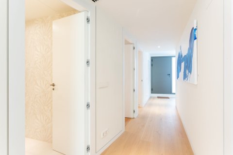 Купить квартиру в Барселона, Испания № 1491 - фото 17